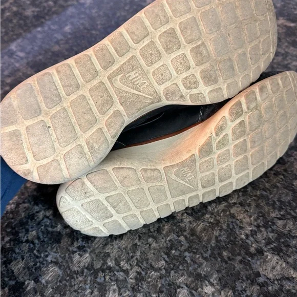 Nike‎ Roshe Run Sneakerboot QS Hiking. Trail Shoes Size10.5 Sneakers High Top